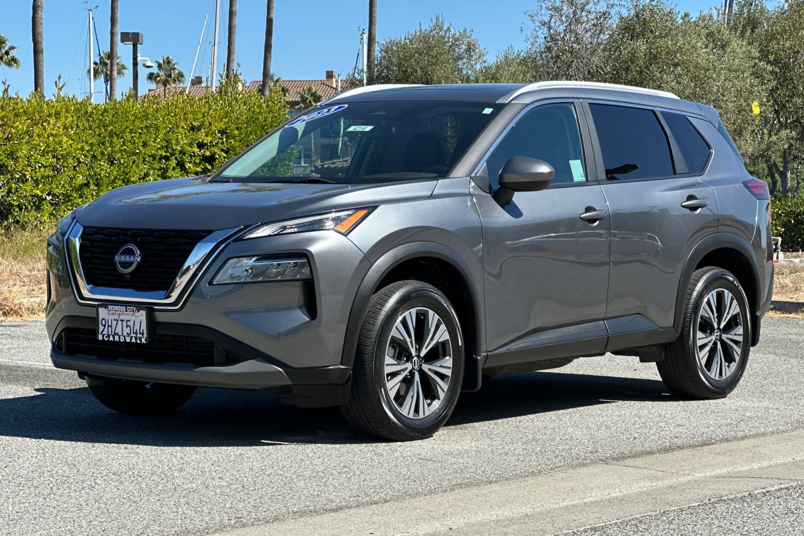 Used 2023 Nissan Rogue SV w/ SV Premium B Package FWD image 8