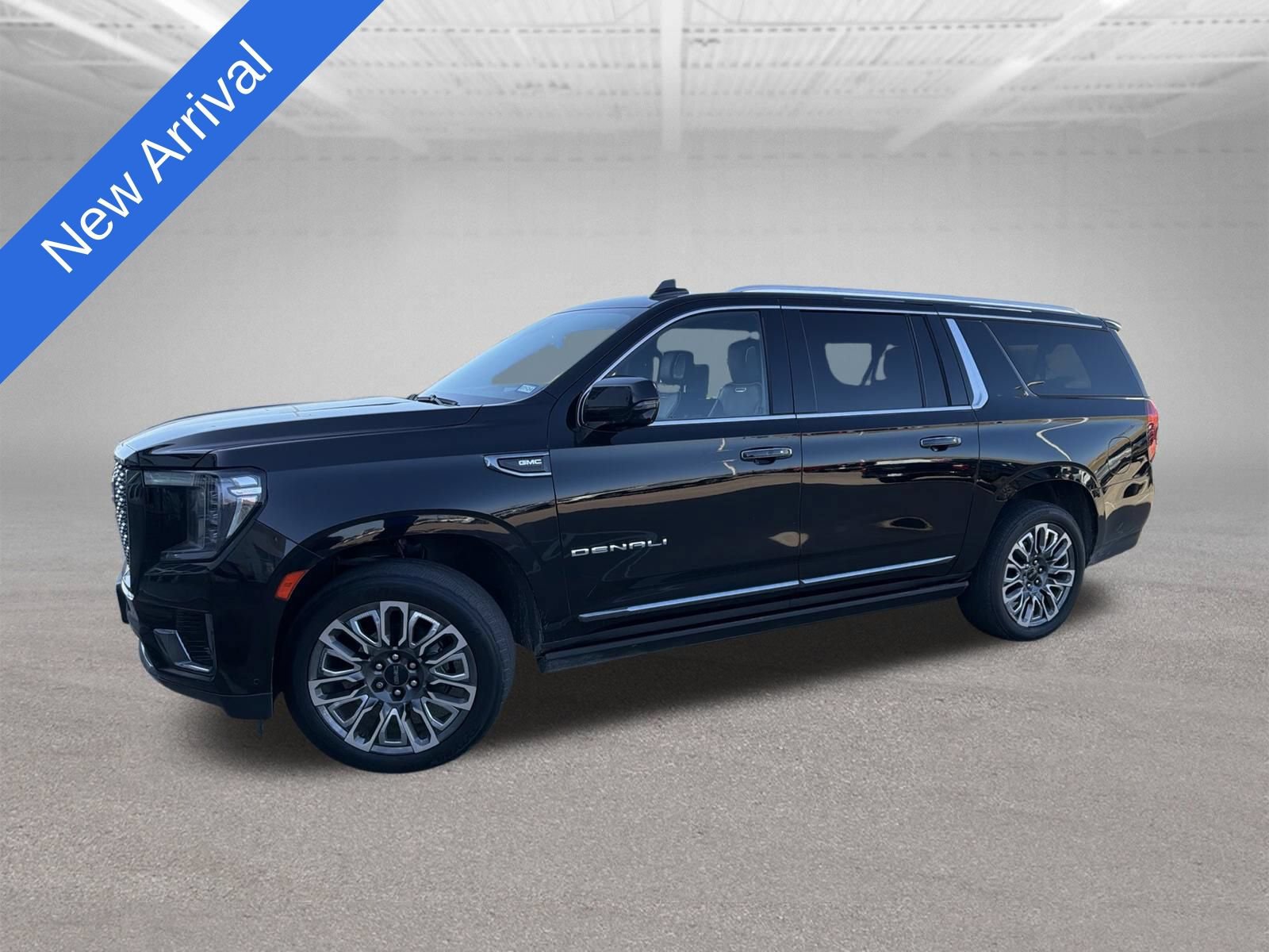 Used 2023 GMC Yukon XL Denali Ultimate AWD/4WD video 1