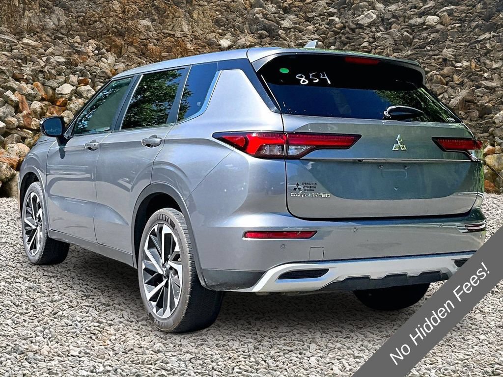 Used 2022 Mitsubishi Outlander SE AWD/4WD image 10