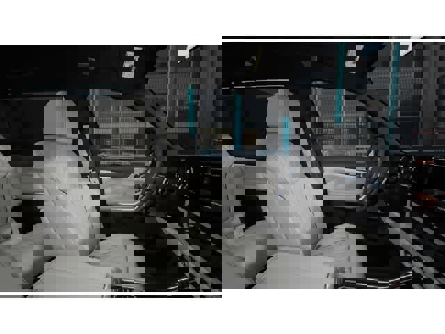 New 2026 BMW X7 M60i w/ Executive Package image 9