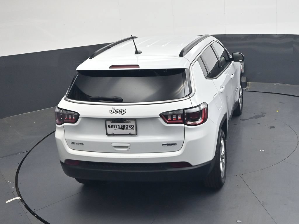Used 2025 Jeep Compass Latitude AWD/4WD image 26