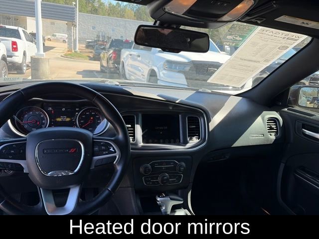 Used 2017 Dodge Charger SXT RWD image 11