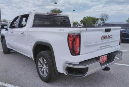 Used 2025 GMC Sierra 1500 SLT AWD/4WD image 7