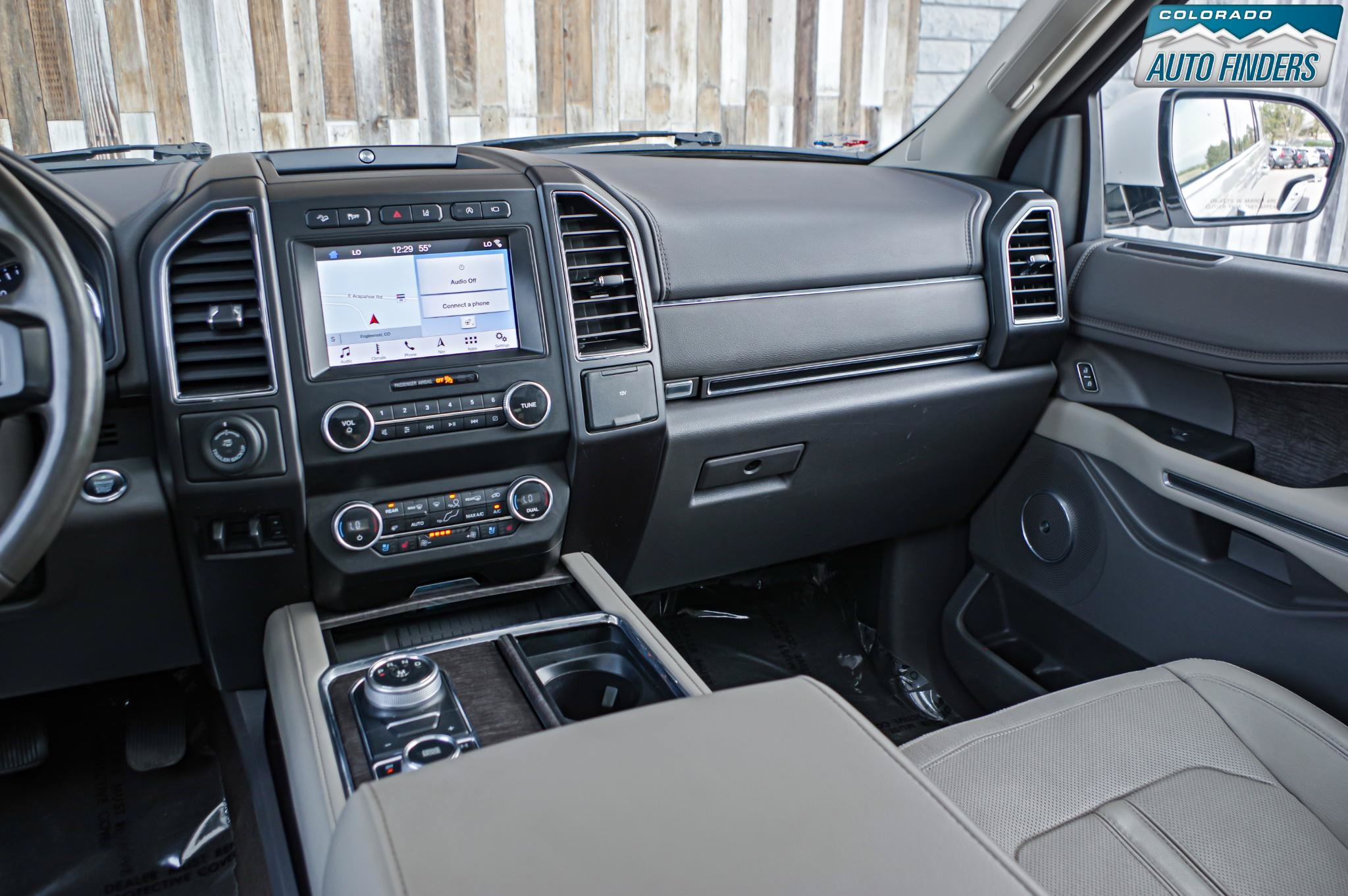 Used 2019 Ford Expedition Limited w/ Special Edition Package AWD/4WD image 18