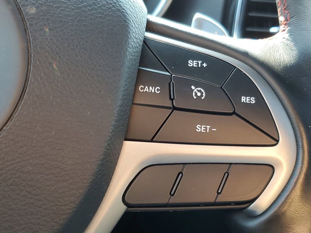 Used 2021 Jeep Grand Cherokee Trailhawk w/ Trailhawk Luxury Group image 15