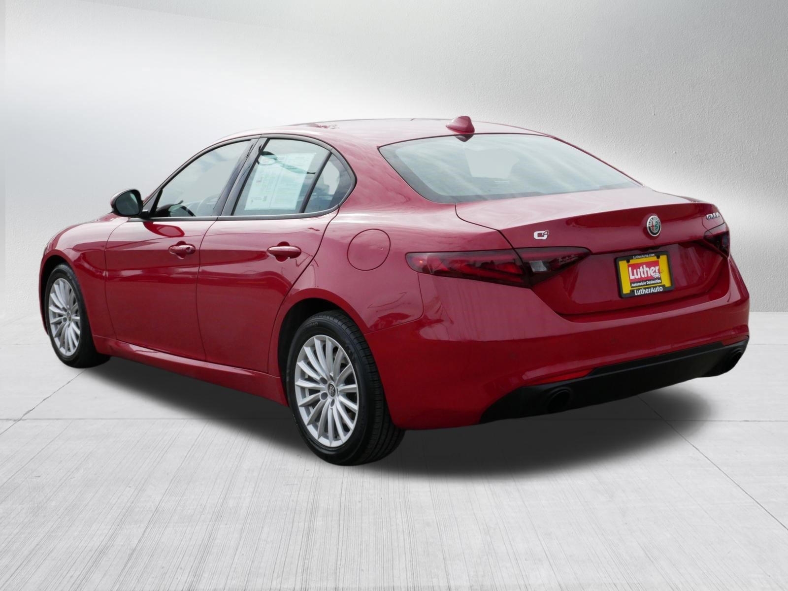 Used 2022 Alfa Romeo Giulia Sprint image 5