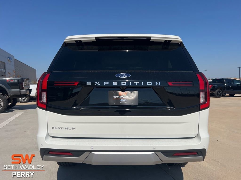 New 2025 Ford Expedition Platinum w/ Driver's Package image 4