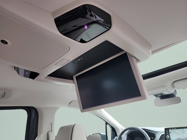 New 2026 Honda Odyssey Touring image 20
