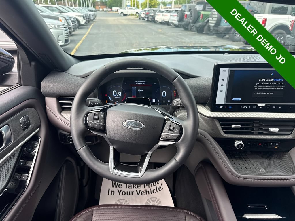 Used 2025 Ford Explorer Platinum AWD/4WD image 20