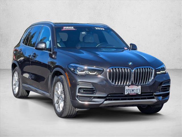 Used 2023 BMW X5 xDrive40i w/ Premium Package image 3