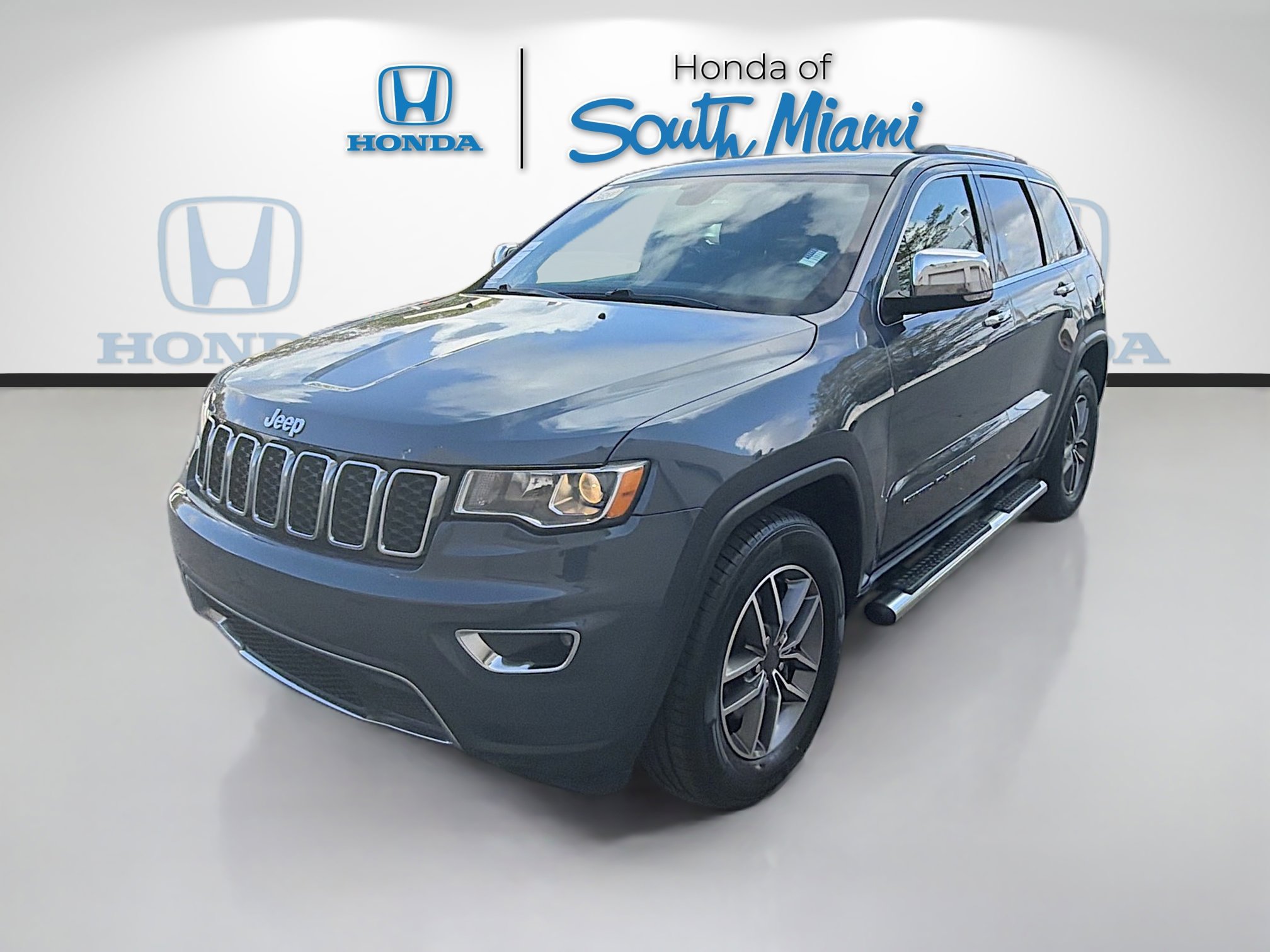 Used 2021 Jeep Grand Cherokee Limited w/ Sun & Sound Group RWD image 3