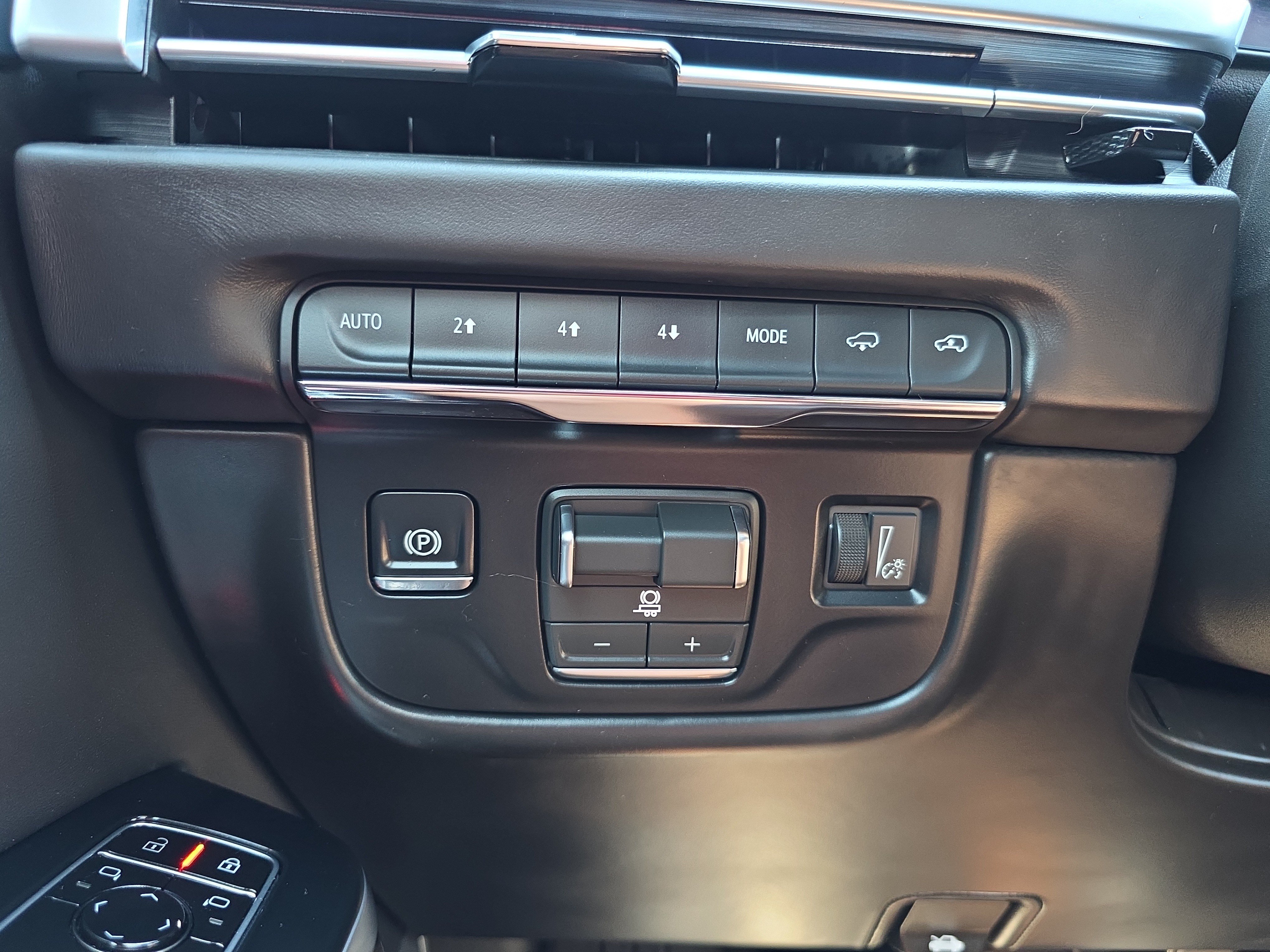 Used 2026 Cadillac Escalade Platinum Sport AWD/4WD image 29