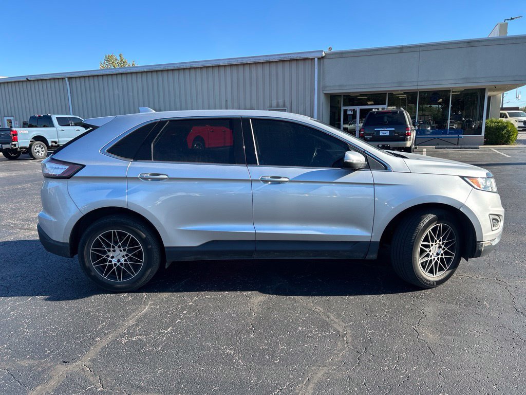 Used 2018 Ford Edge SEL w/ Equipment Group 201A AWD/4WD image 8