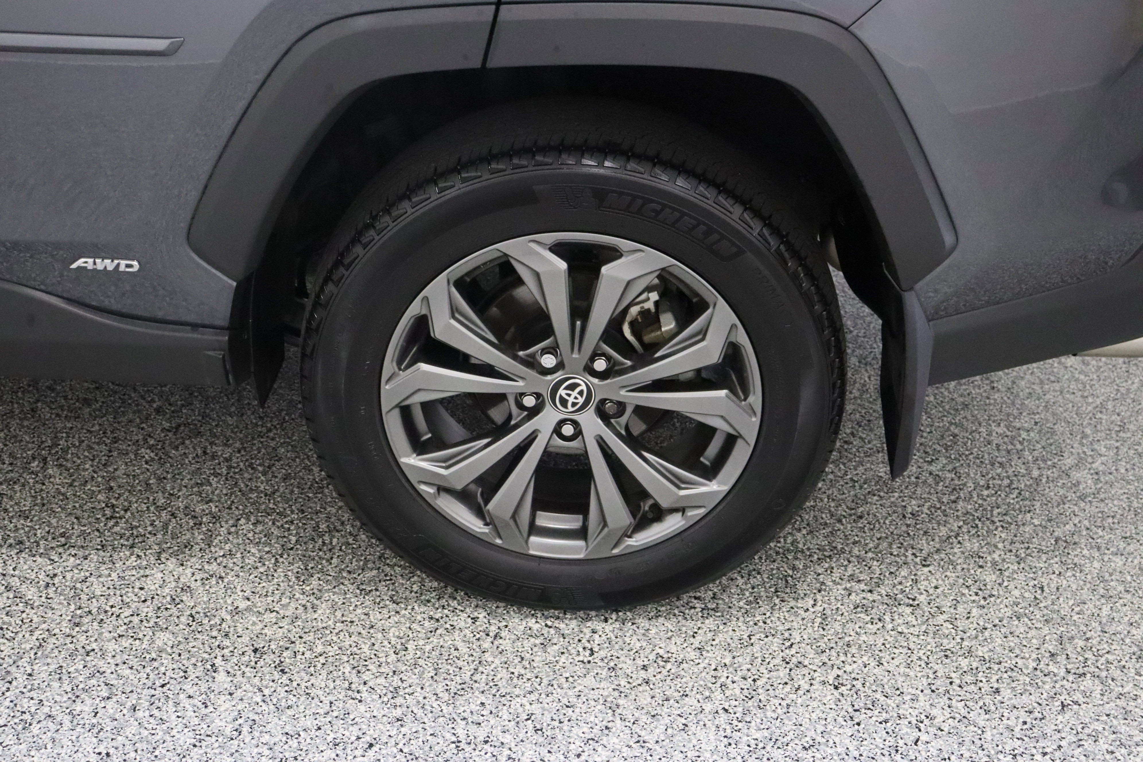 Used 2023 Toyota RAV4 XLE Premium AWD/4WD image 10