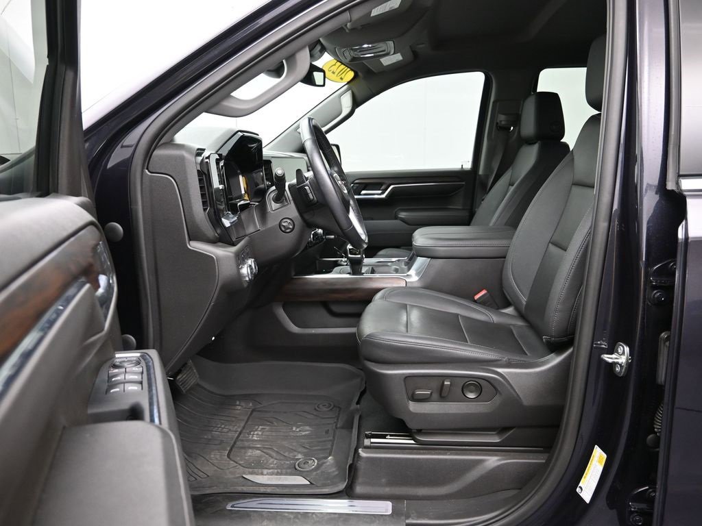 Used 2023 GMC Sierra 1500 SLT w/ SLT Premium Package image 26