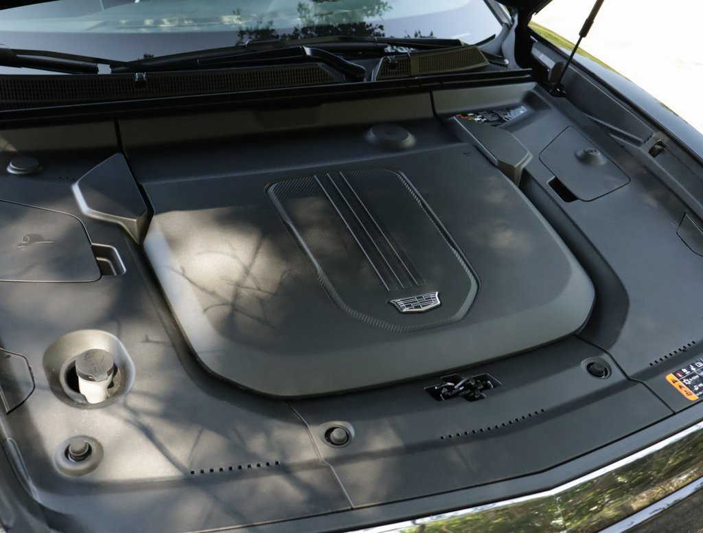 New 2026 Cadillac Lyriq V image 48