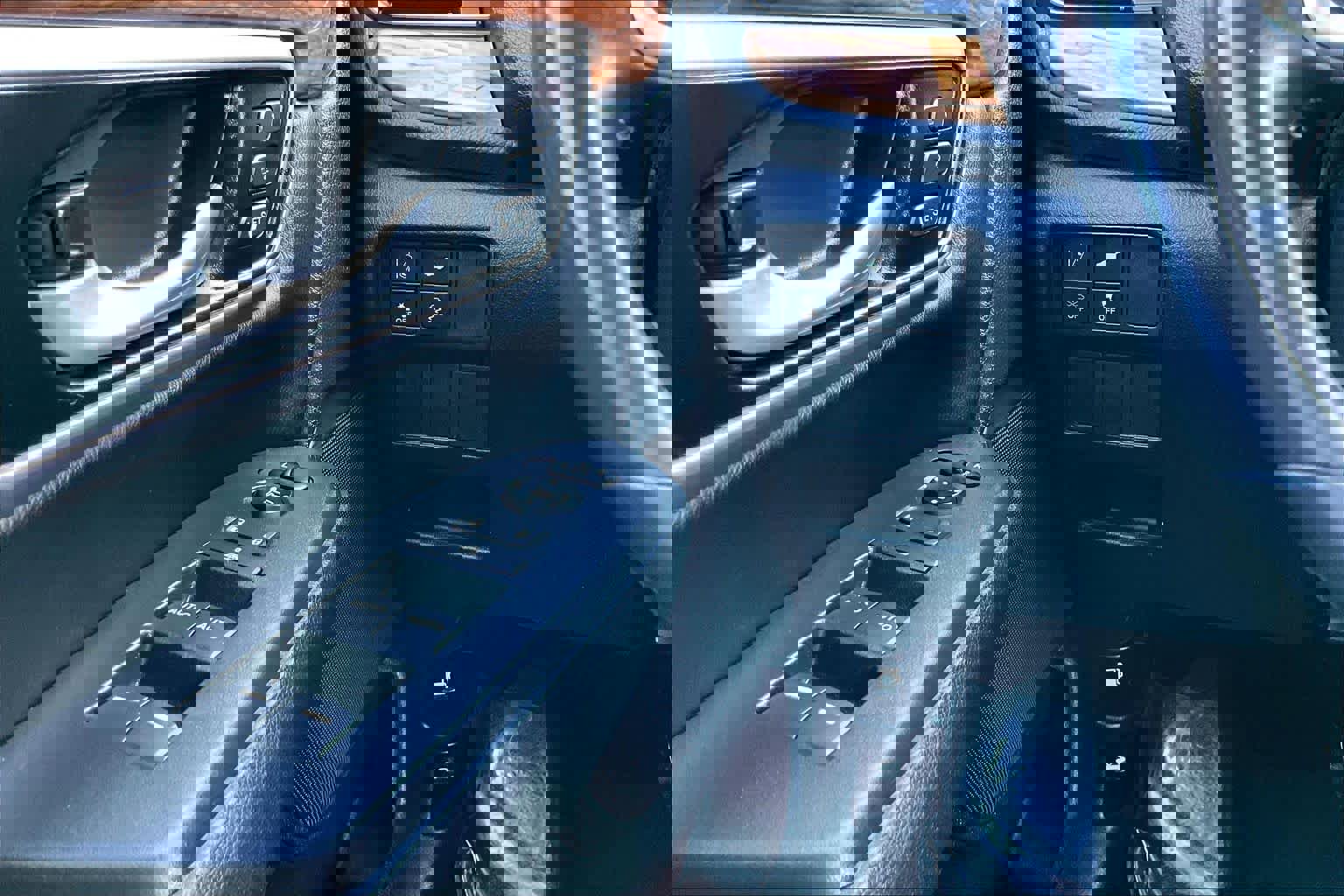 Used 2022 Honda CR-V EX-L image 32