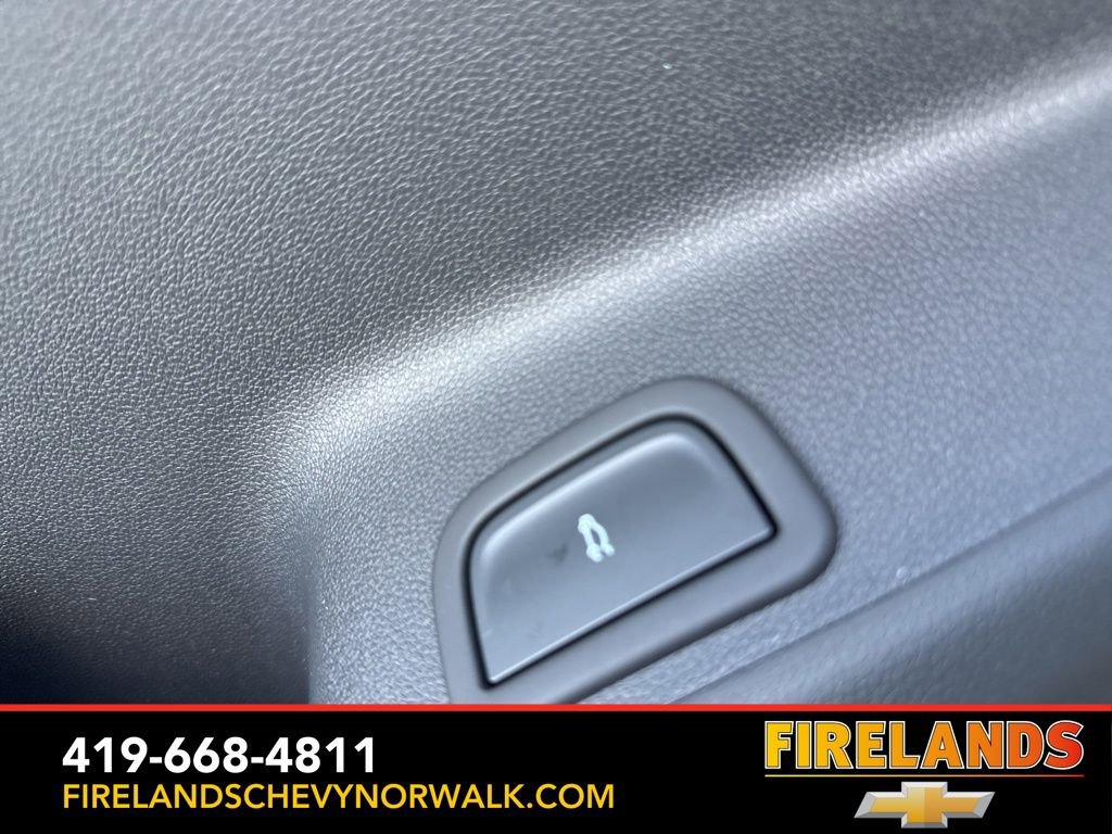 New 2026 Chevrolet Traverse High Country w/ LPO, Floor Liner Package image 16