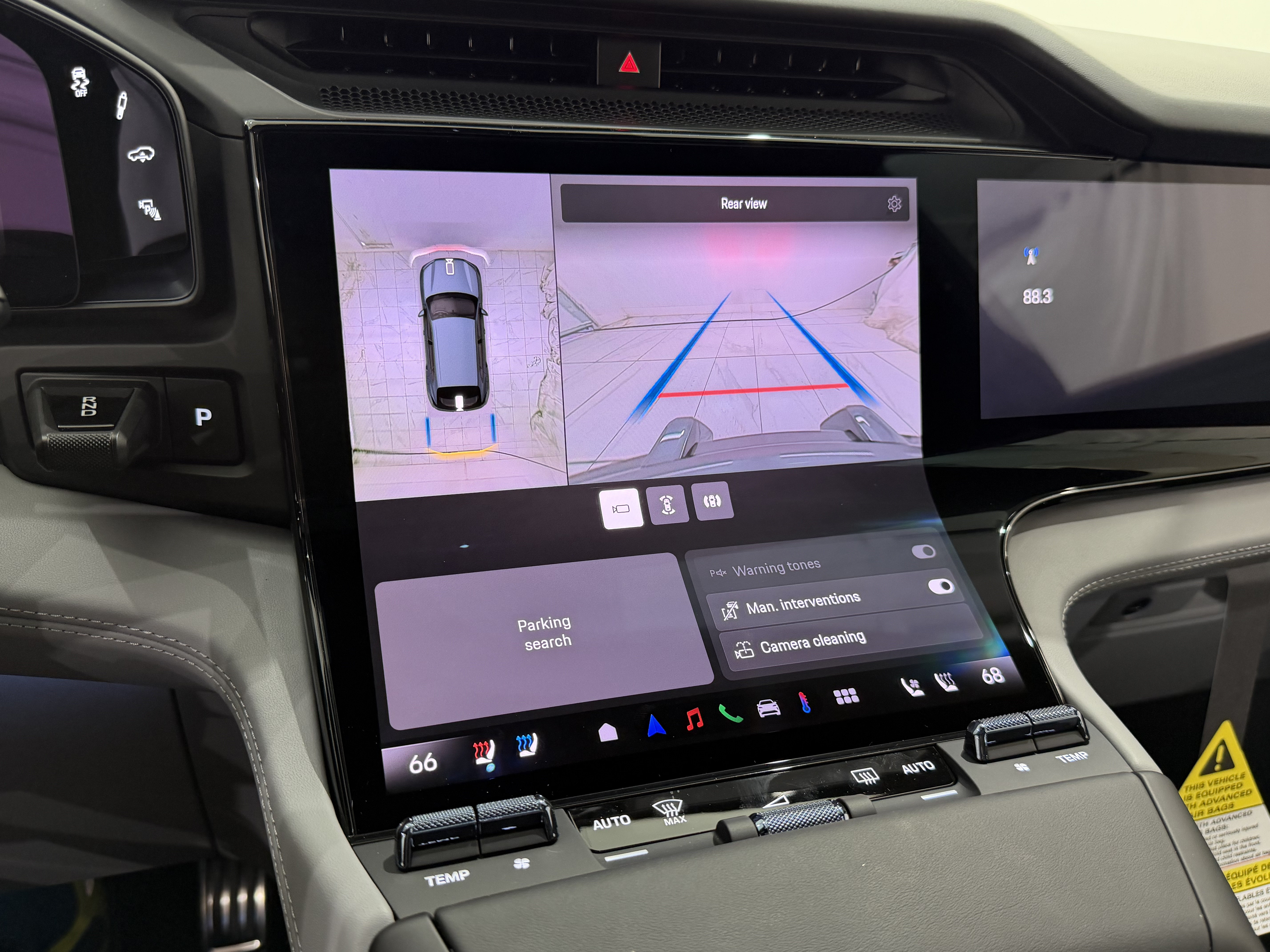 New 2026 Porsche Cayenne Electric AWD/4WD image 46