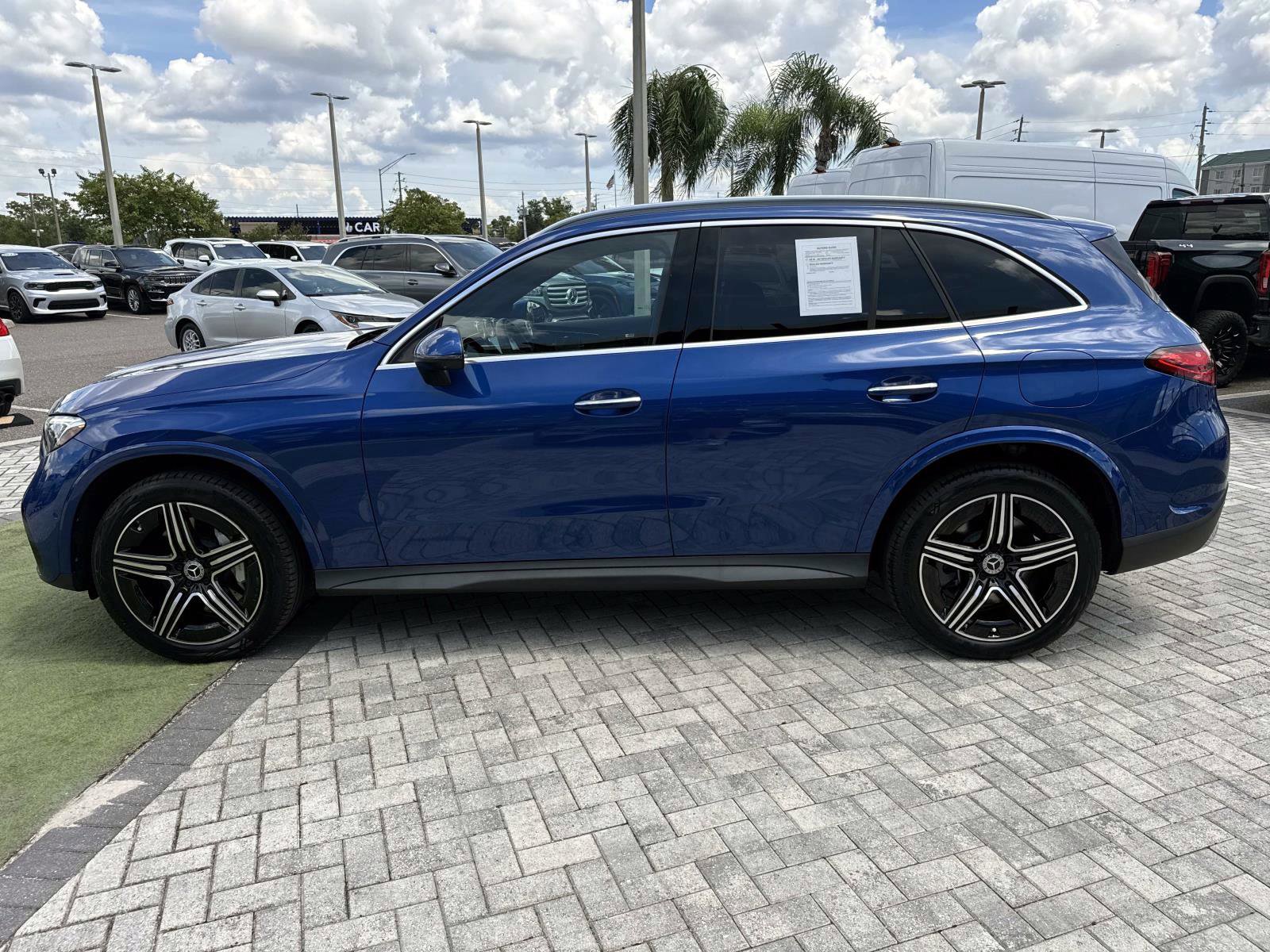 Certified 2025 Mercedes-Benz GLC 350e 4MATIC image 7