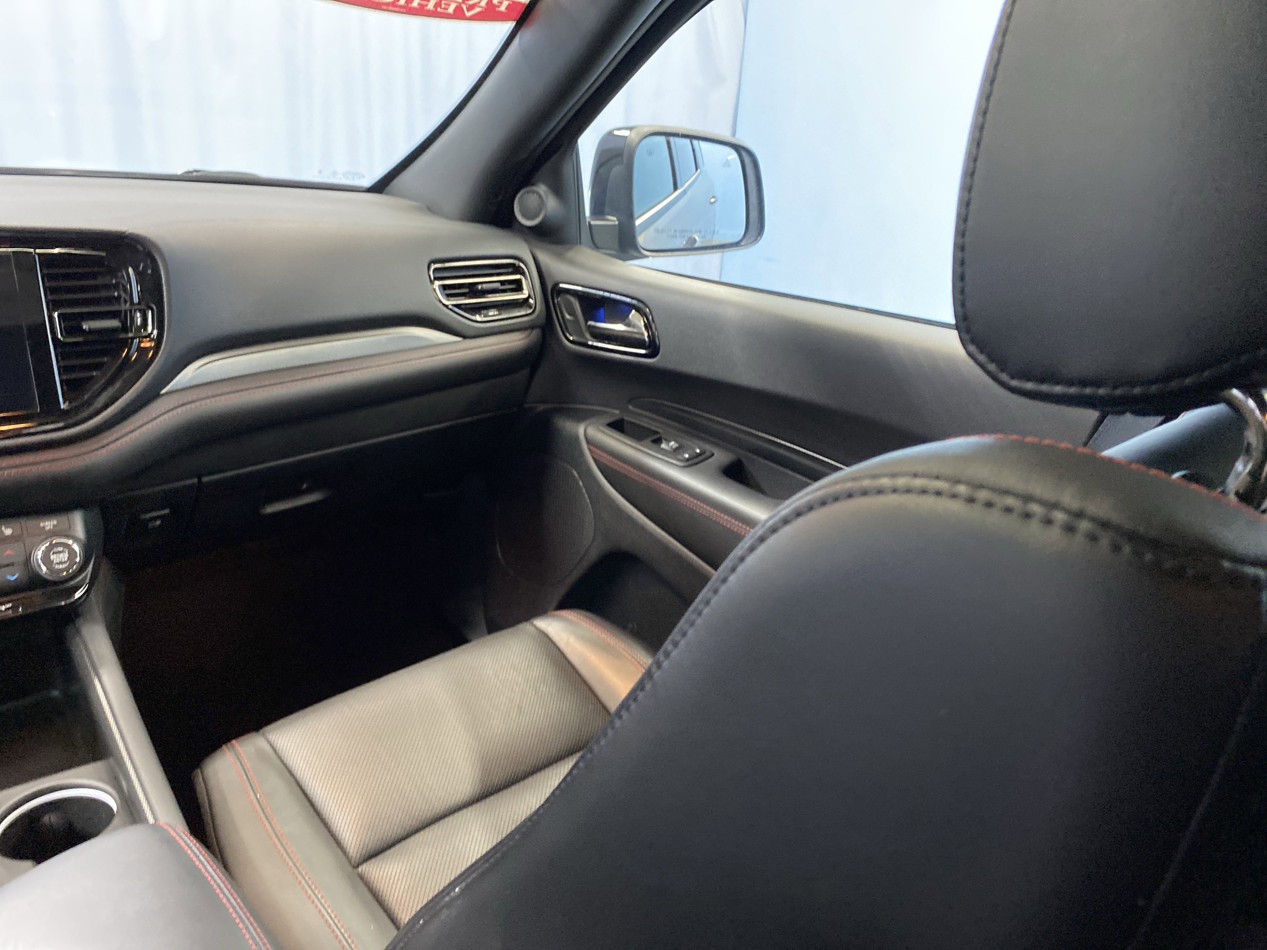 Certified 2024 Dodge Durango GT image 34