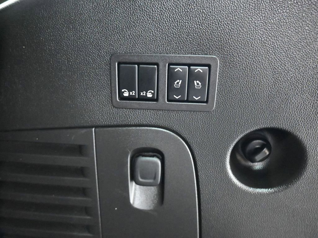 Used 2017 Cadillac Escalade Premium Luxury image 61