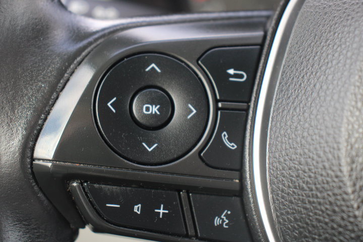 Certified 2022 Toyota Corolla Cross LE AWD/4WD image 23