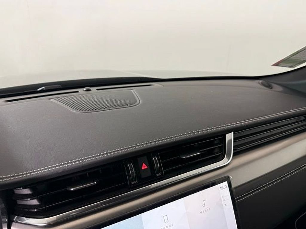 New 2026 Jaguar F-PACE R-Dynamic S AWD/4WD image 31