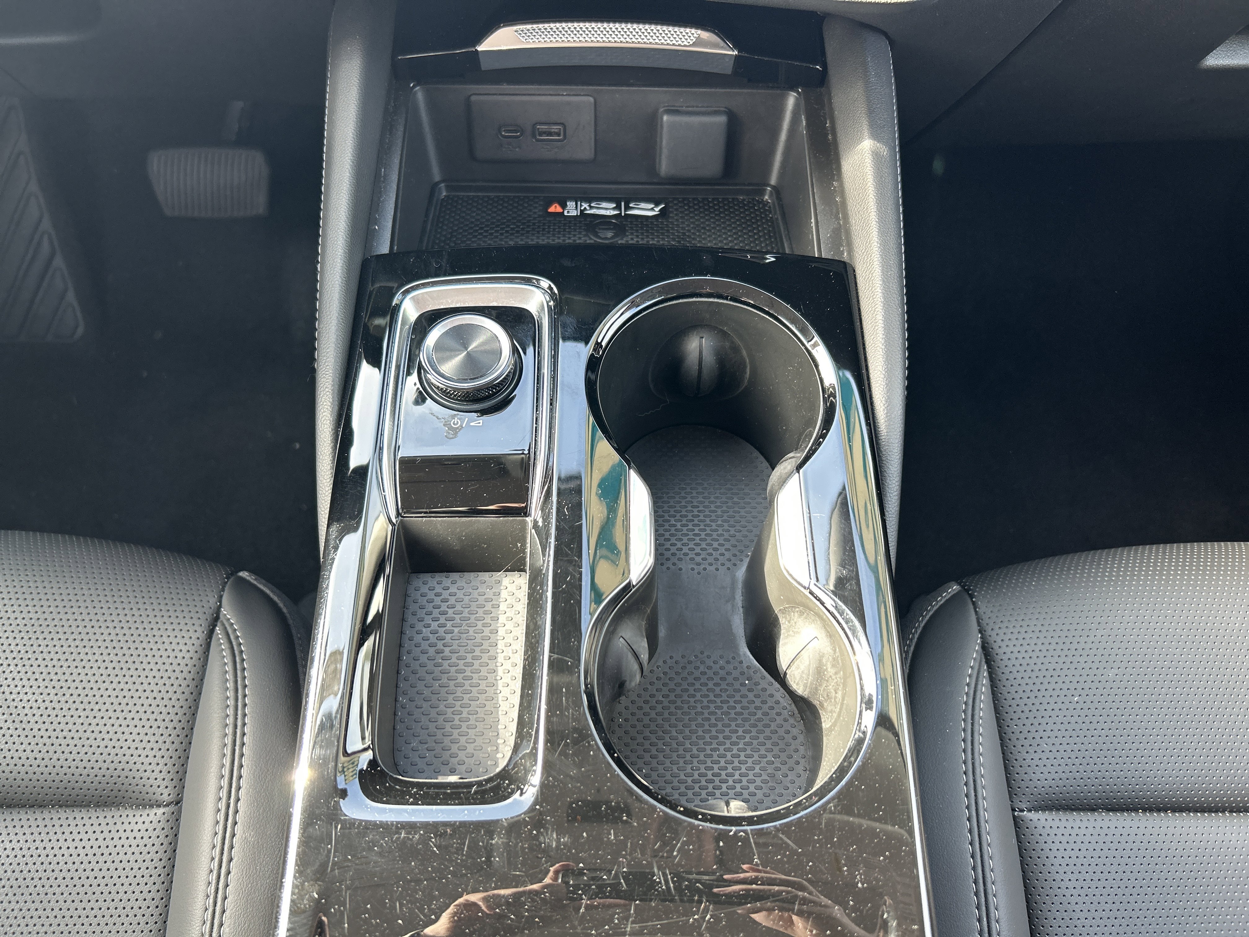 Used 2024 Buick Envision Preferred image 18