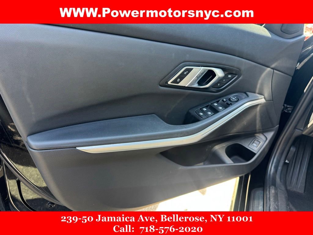 Used 2019 BMW 330i xDrive Sedan w/ Driving Assistance Package AWD/4WD image 33