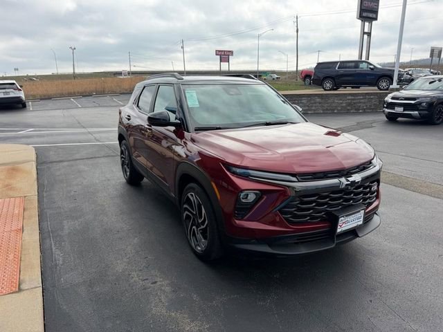 Used 2025 Chevrolet TrailBlazer RS image 4