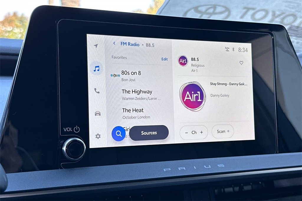 New 2026 Toyota Prius Plug-In Hybrid image 18