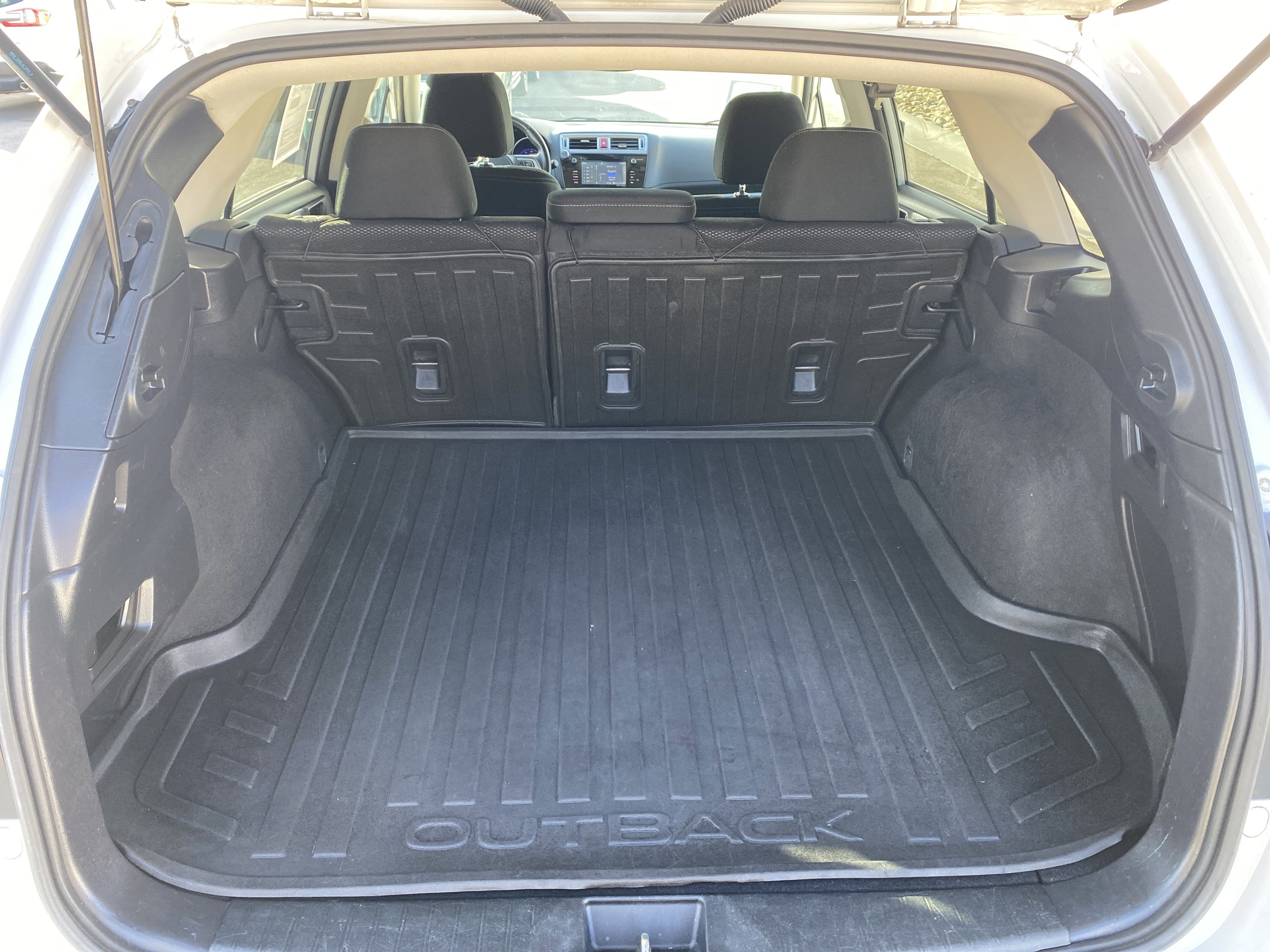 Used 2016 Subaru Outback 2.5i Premium image 33