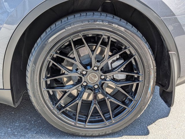 Used 2023 Tesla Model Y Long Range AWD/4WD image 24