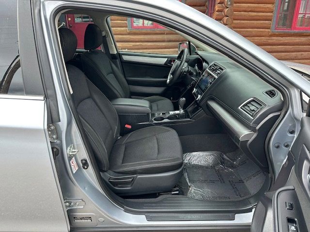 Used 2018 Subaru Outback 2.5i Premium image 27