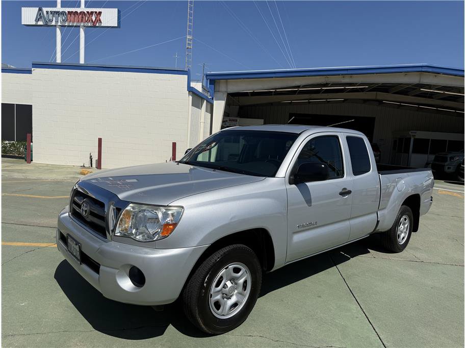 Used 2010 Toyota Tacoma 2WD Access Cab image 2