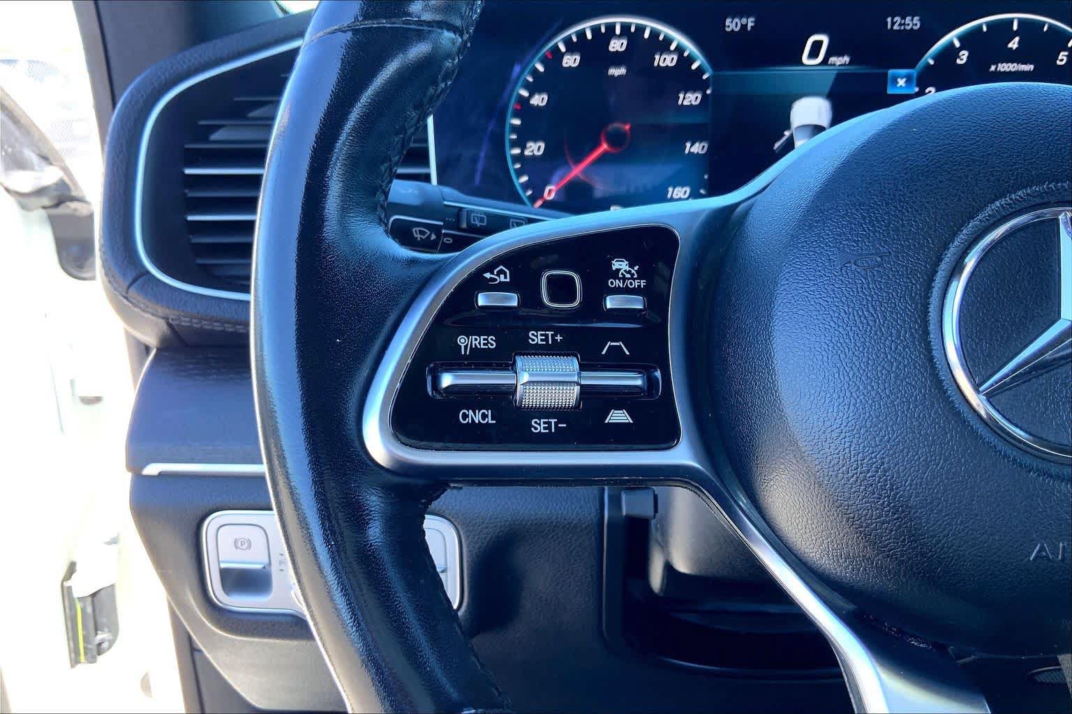 Used 2023 Mercedes-Benz GLS 450 4MATIC image 23