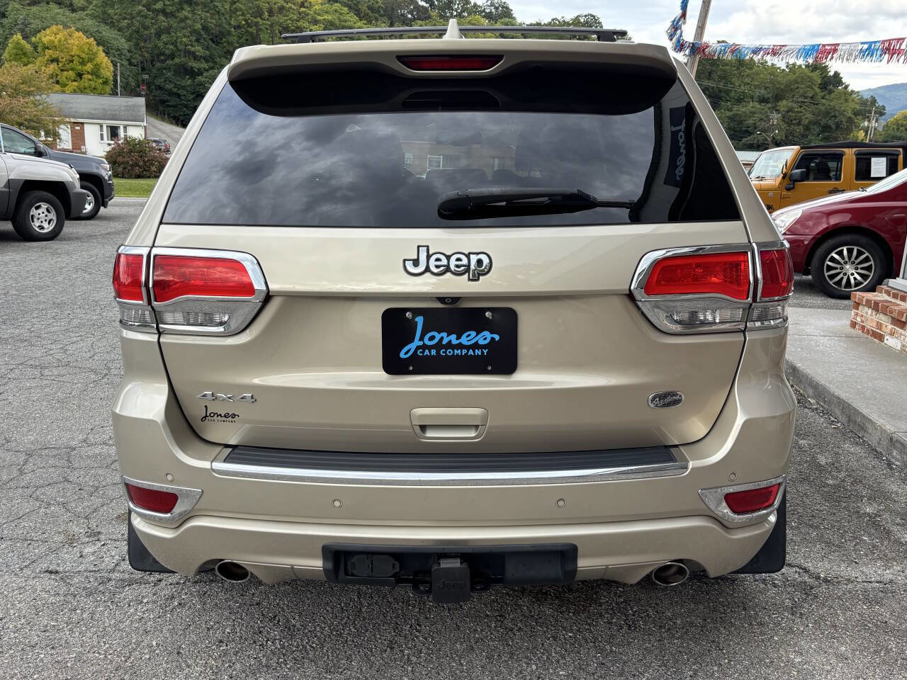Used 2015 Jeep Grand Cherokee Overland w/ Advanced Technology Group image 7