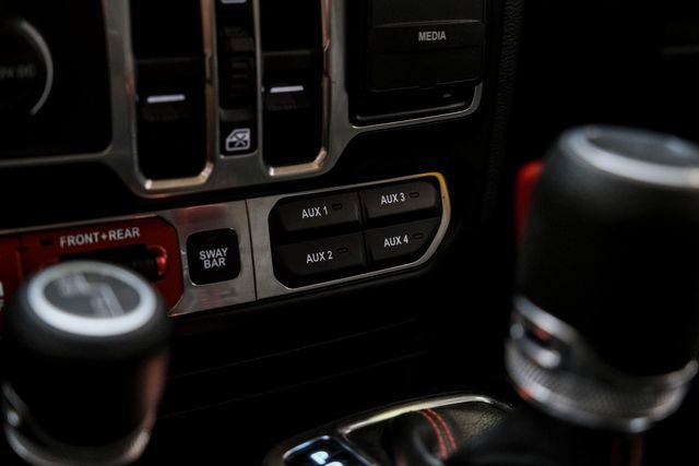 Used 2019 Jeep Wrangler Unlimited Rubicon w/ LED Lighting Group image 63