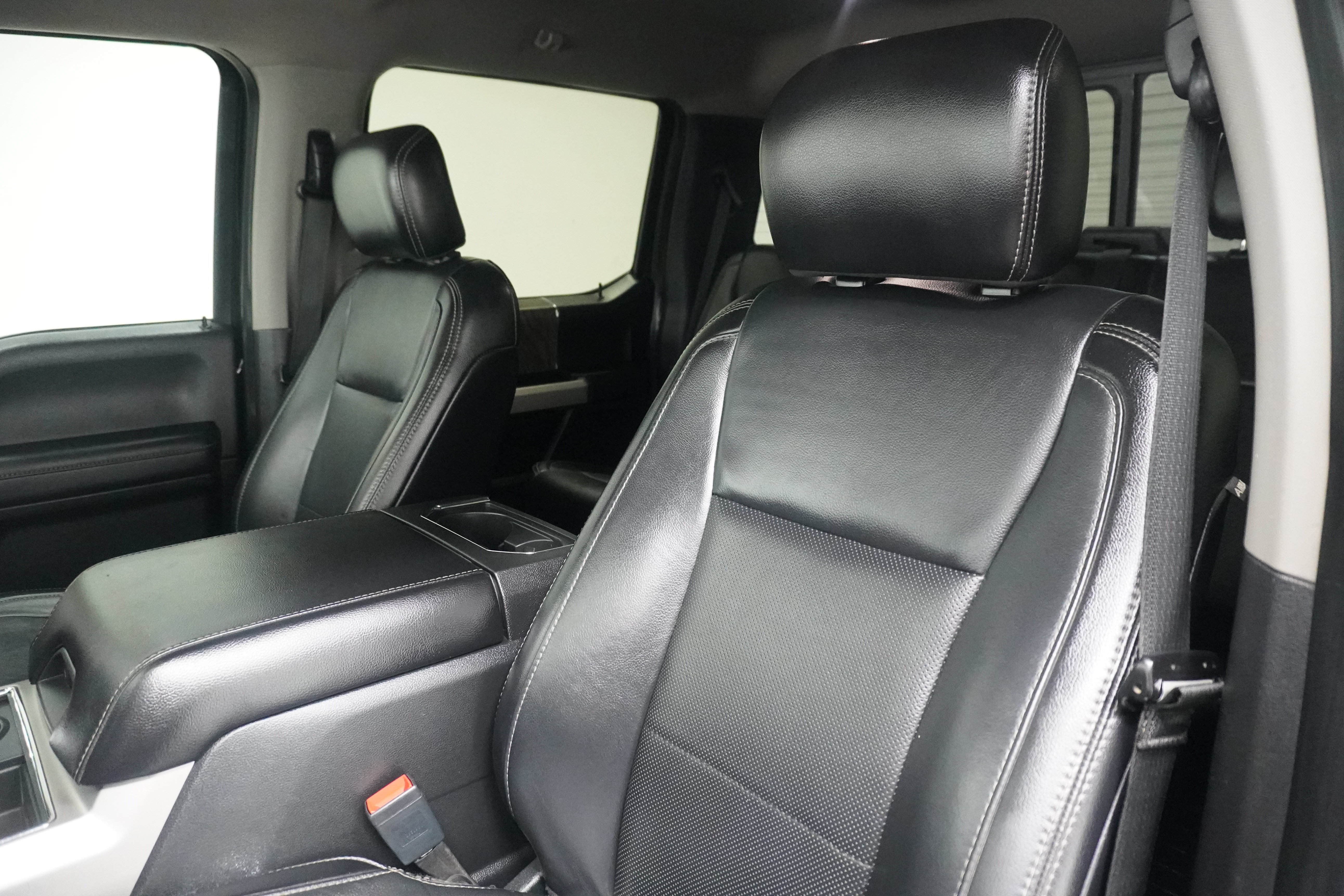 Used 2019 Ford F450 Lariat w/ Lariat Value Package AWD/4WD image 12