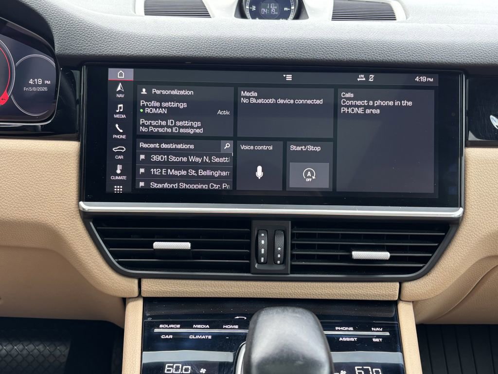 Used 2019 Porsche Cayenne AWD/4WD image 16