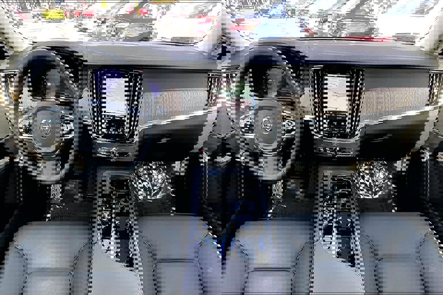 Used 2025 Volvo S90 B6 Plus image 16