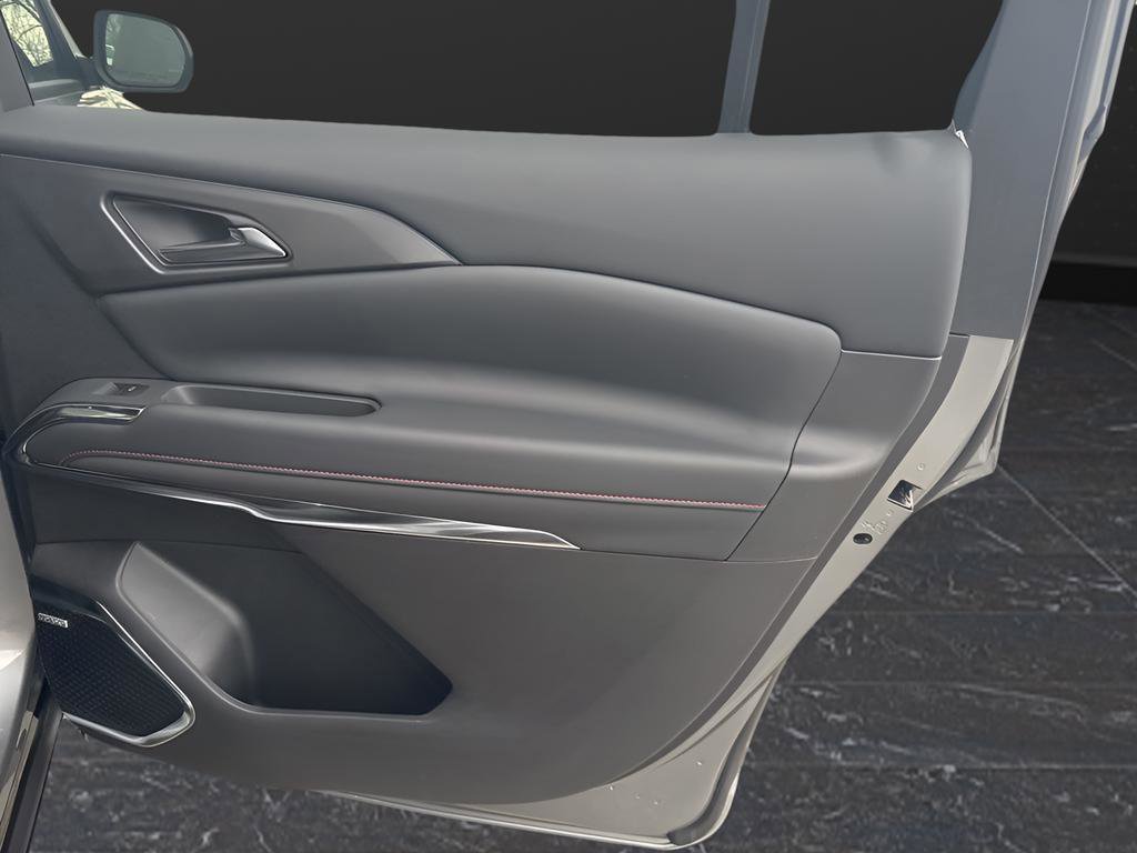 New 2026 Chevrolet Traverse RS image 32