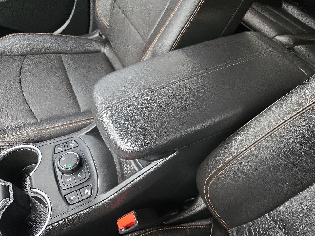 Used 2020 GMC Terrain SLT w/ Preferred Package AWD/4WD image 38