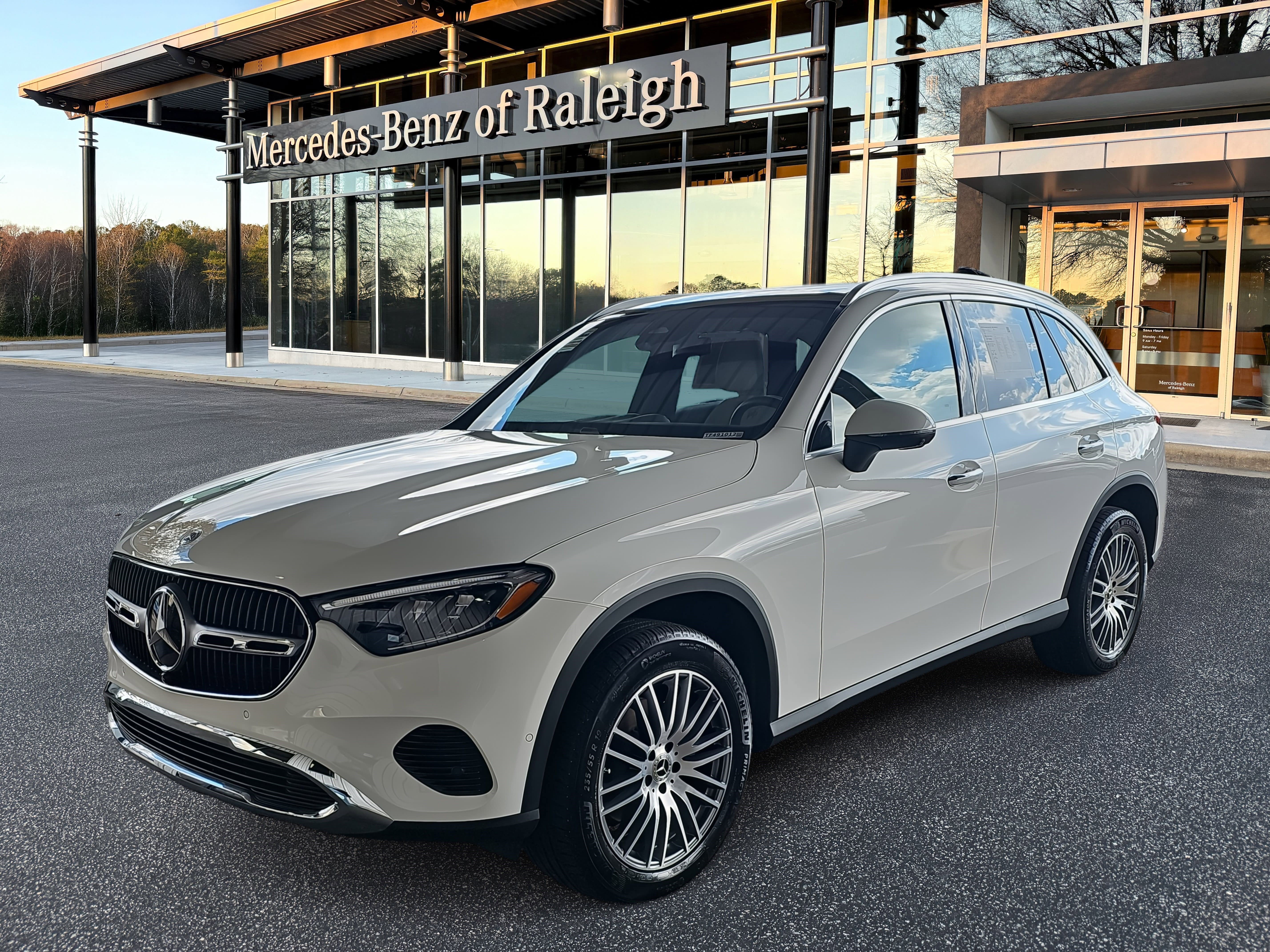 Certified 2026 Mercedes-Benz GLC 300 4MATIC image 1