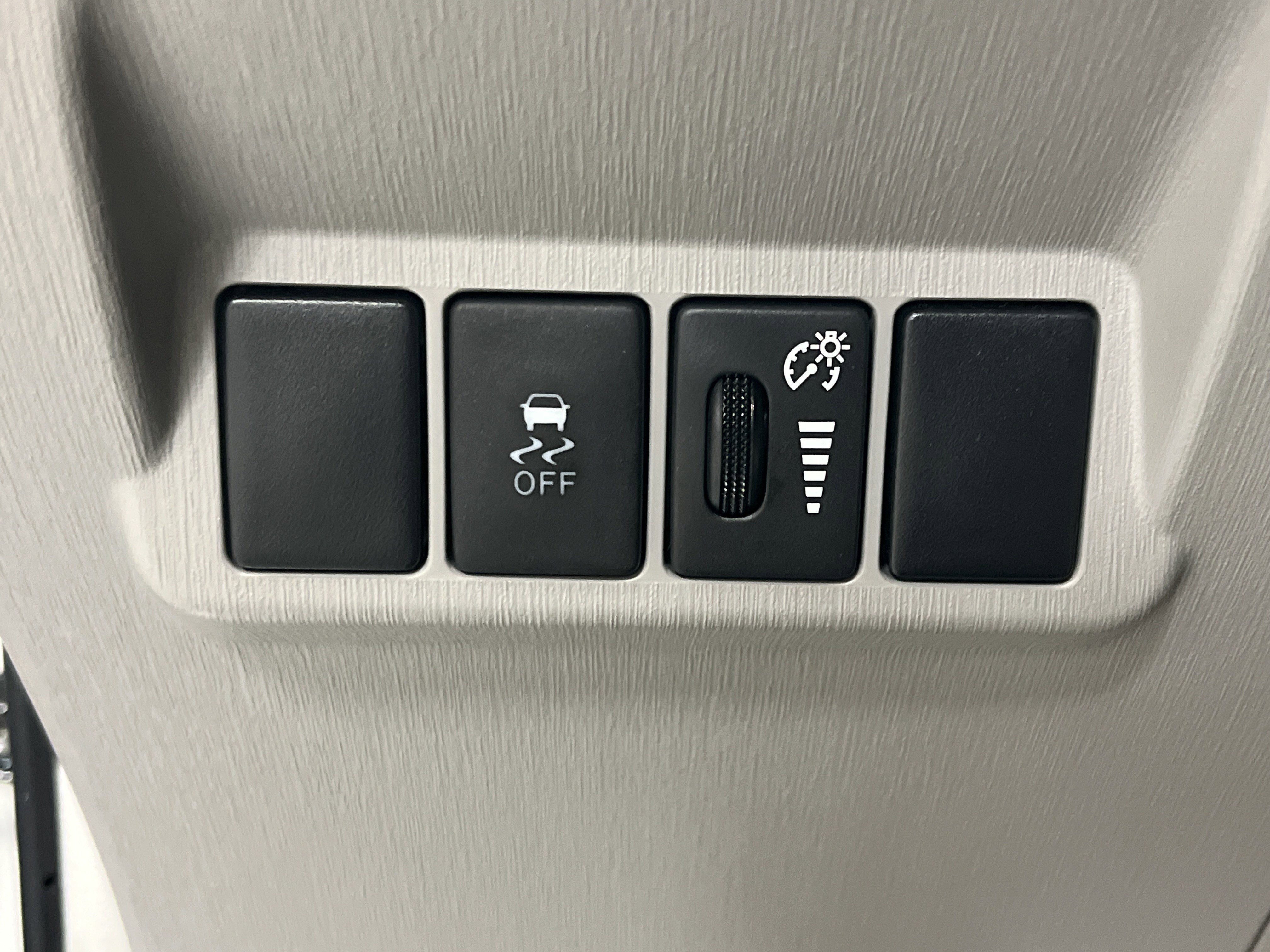 Used 2016 Toyota Prius V Three image 36