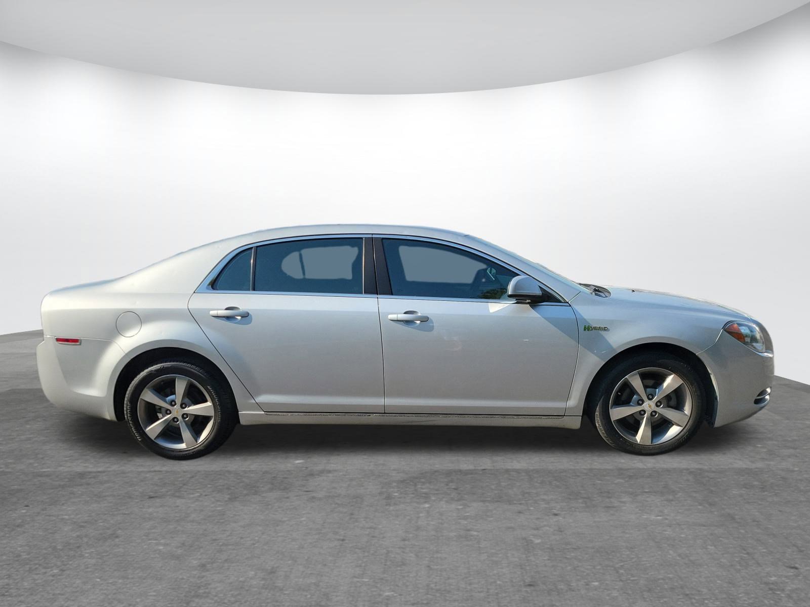 Used 2010 Chevrolet Malibu Hybrid video 2