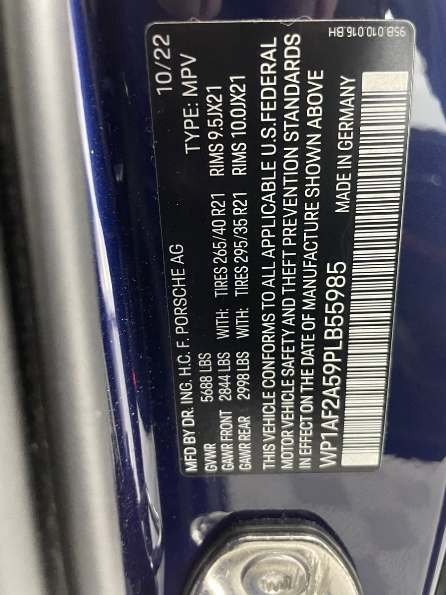 Certified 2023 Porsche Macan GTS image 27