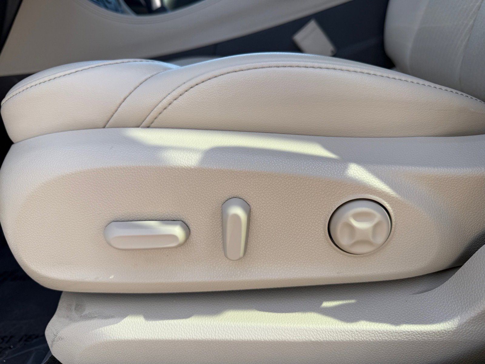 Used 2020 Buick Envision Preferred image 10