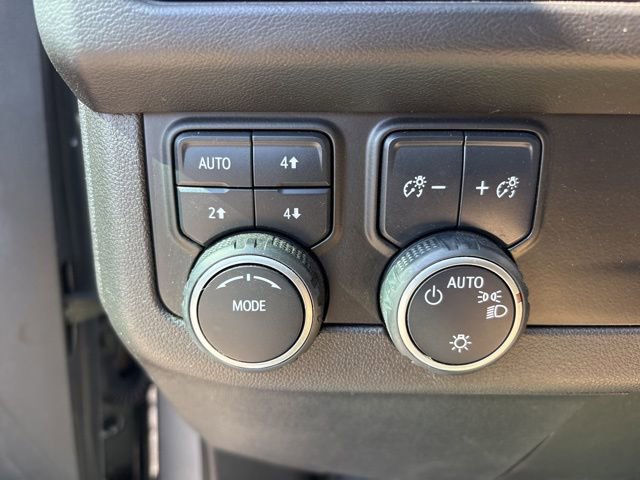 Used 2021 Chevrolet Tahoe Z71 image 27